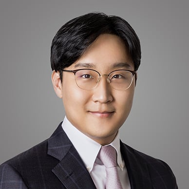 Joon Park Headshot