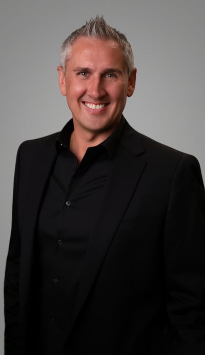Bart Gasiorowski Headshot